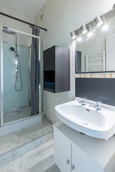 Le Charmant Hello Palois-T2-Wifi Pau Exterior photo